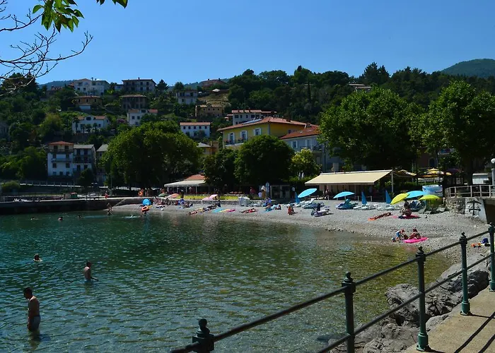 Zlatko Apartman Ika