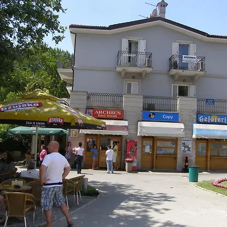 Zlatko Delic Apartmán